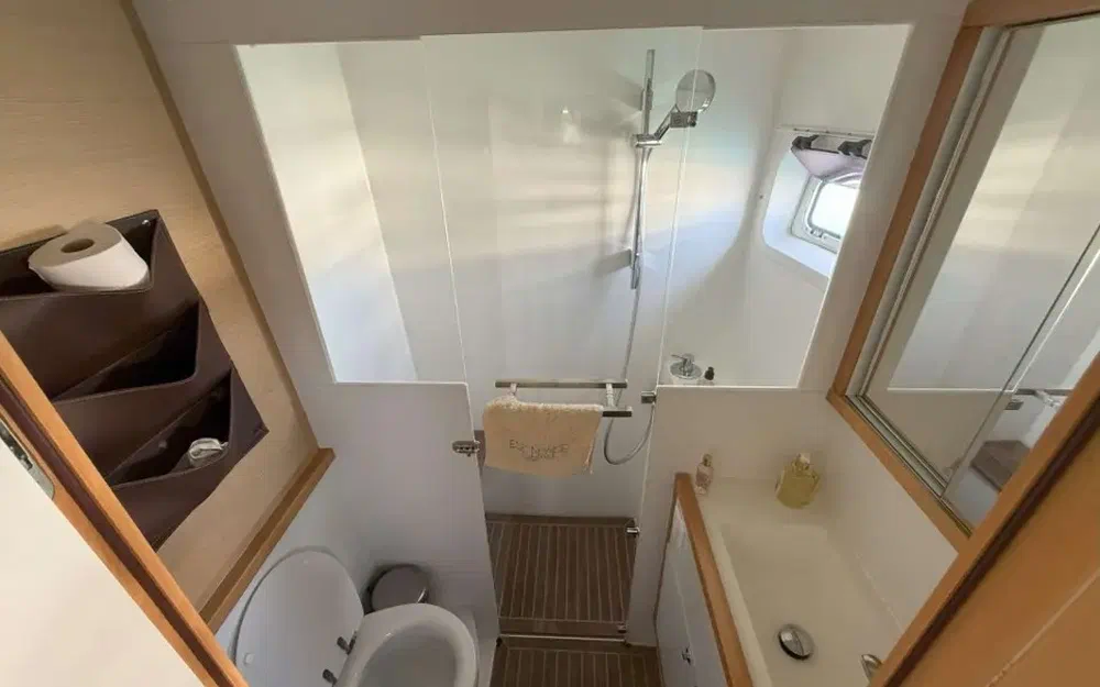 slider 20 Lagoon 560