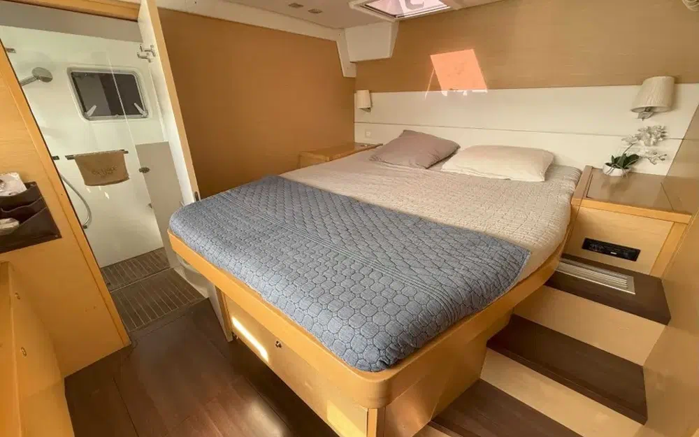 slider 26 Lagoon 560