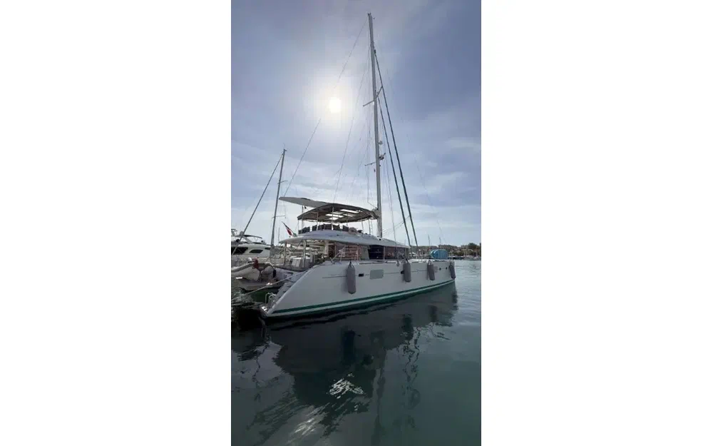 slider 36 Lagoon 560