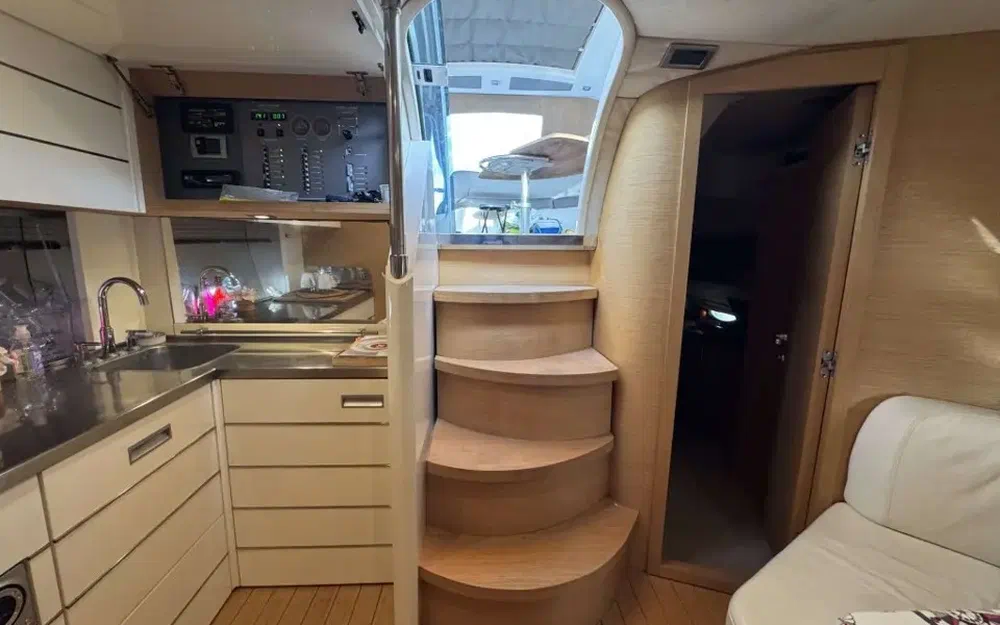 slider 11 Sessa Marine C42