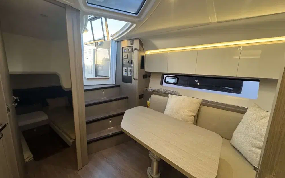 slider 13 Beneteau Gran Turismo 41