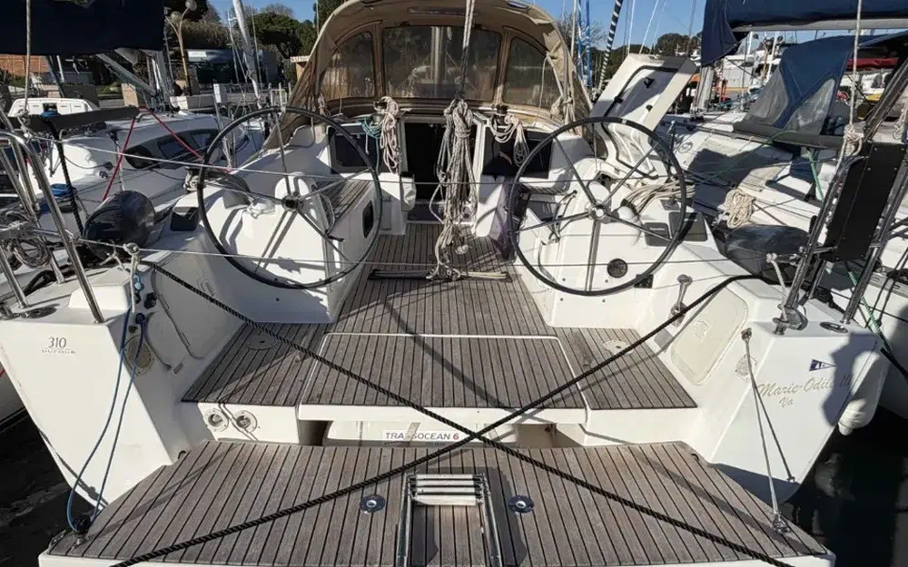 slider 0 Dufour 310 Grand Large