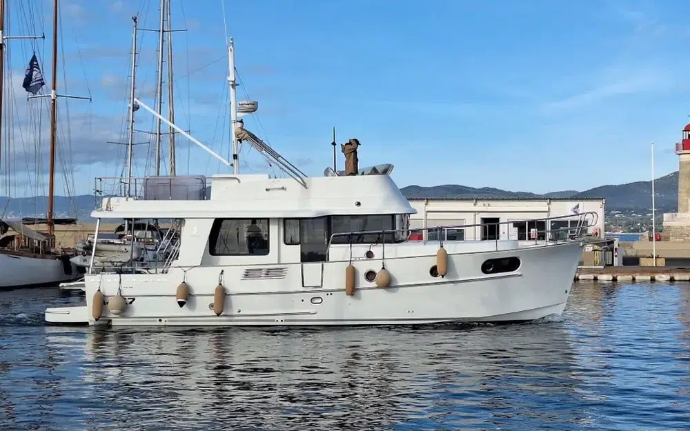 slider 0 Beneteau Swift Trawler 44