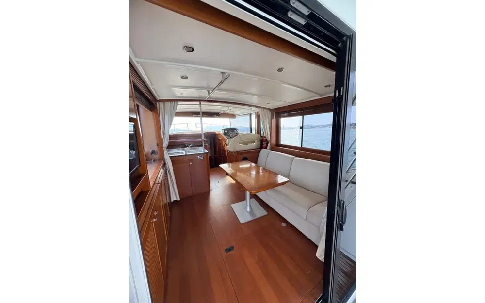 slider 6 Beneteau Swift Trawler 44