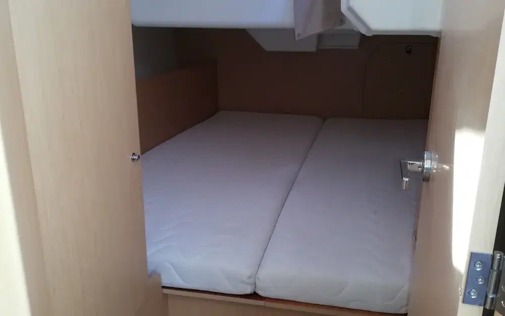 slider 9 Beneteau Oceanis 38.1