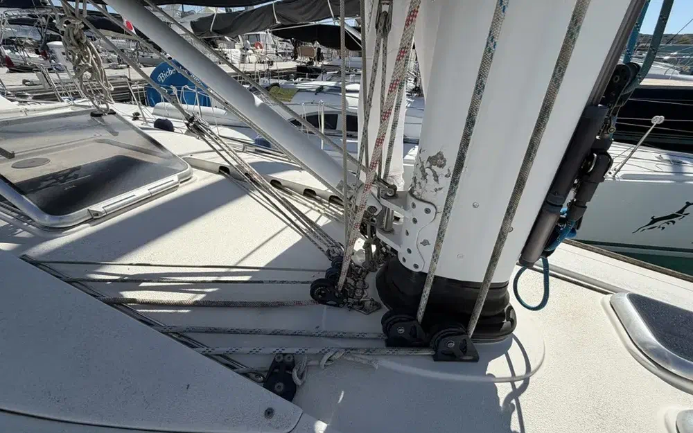 slider 6 X-Yachts X-43