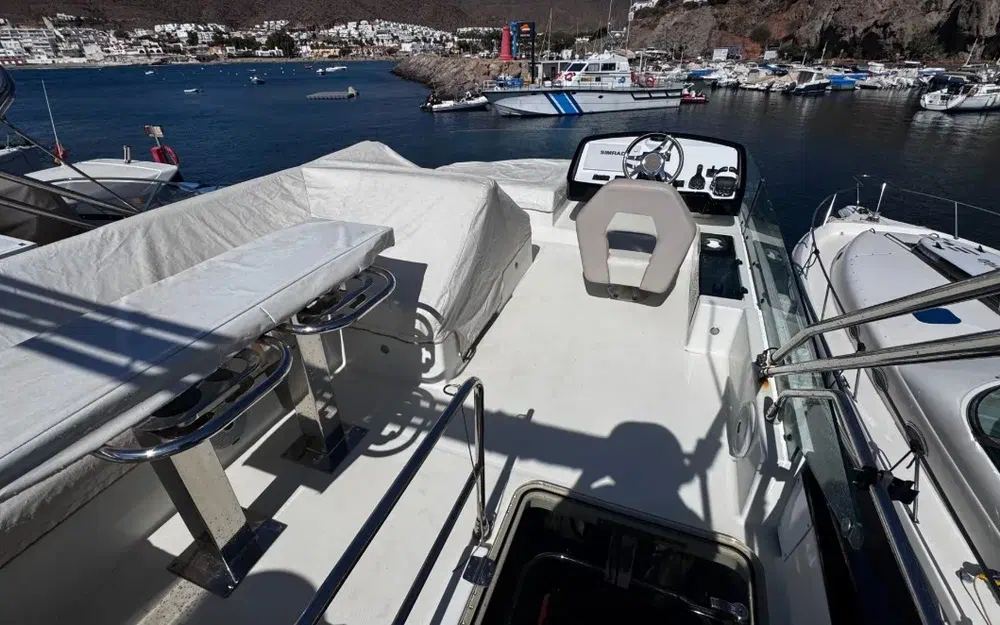 slider 4 Beneteau GRAN TURISMO 50 FLY