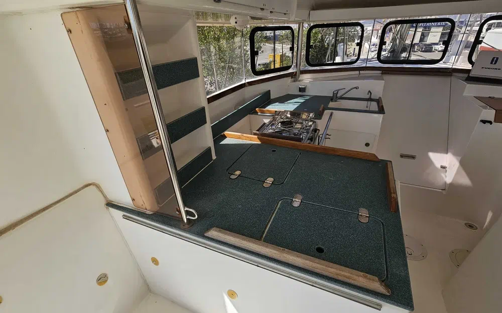 slider 9 Dufour Atoll 43