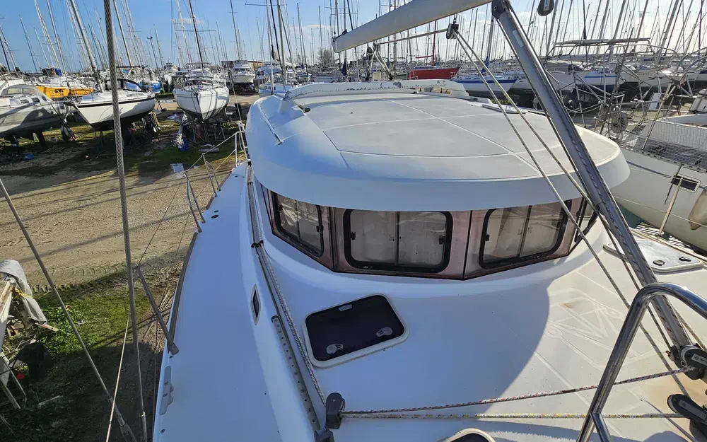 slider 12 Dufour Atoll 43