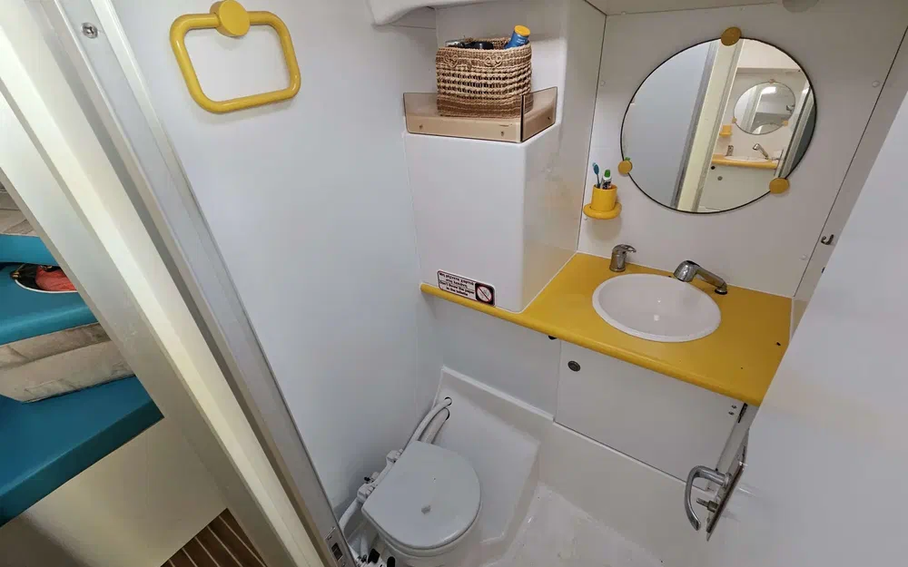 slider 13 Dufour Atoll 43