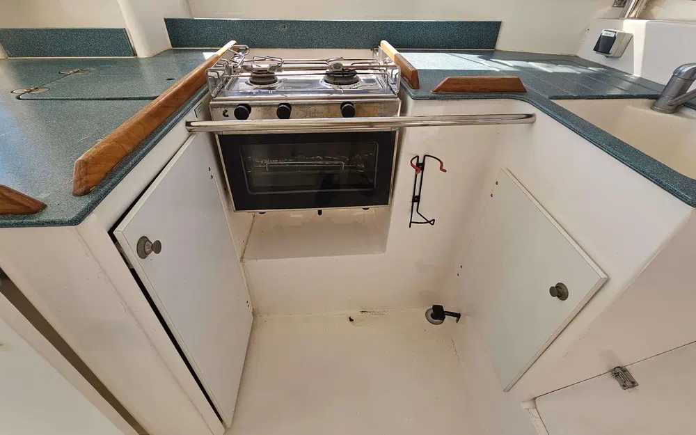 slider 6 Dufour Atoll 43