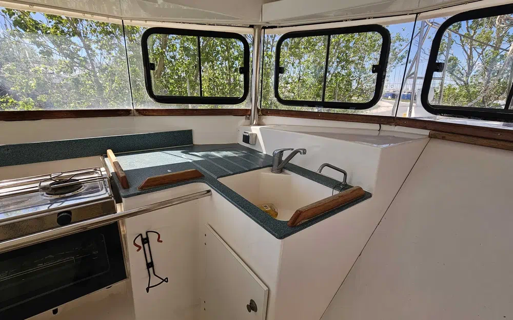 slider 7 Dufour Atoll 43