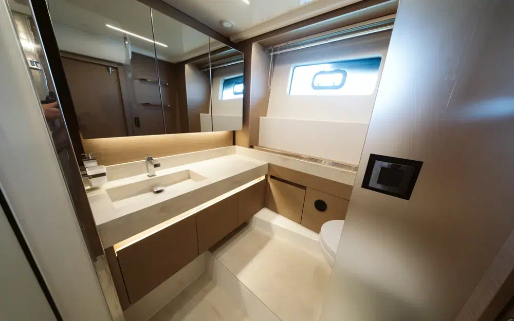 slider 38 Prestige Yachts Prestige 590 S