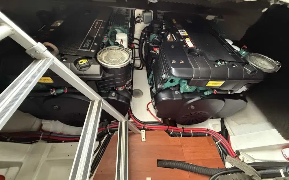 slider 16 Beneteau Gran Turismo 38