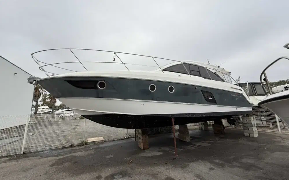 slider 1 Beneteau Gran Turismo 38