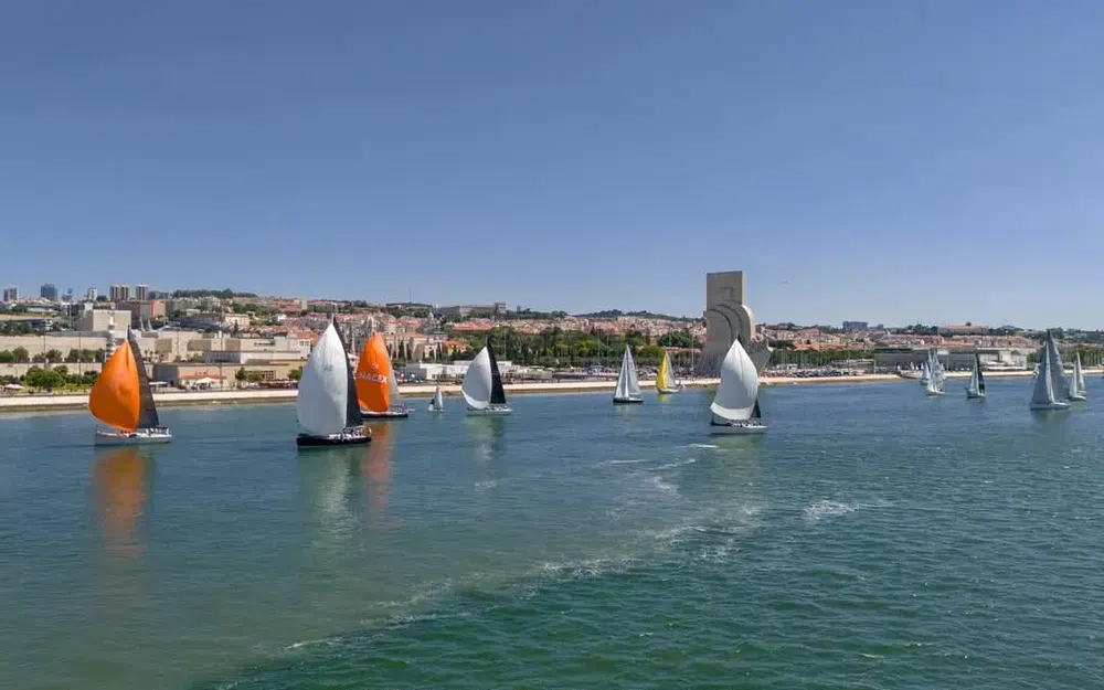 slider 18 Comar Yachts COMET 41S MOD - WHO S NEXT