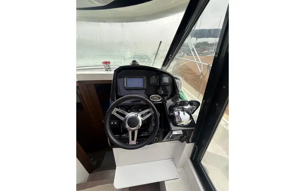 slider 5 Jeanneau Merry Fisher 895