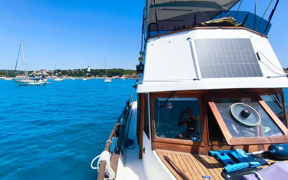 slider 9 Chung HWA Trawler 34