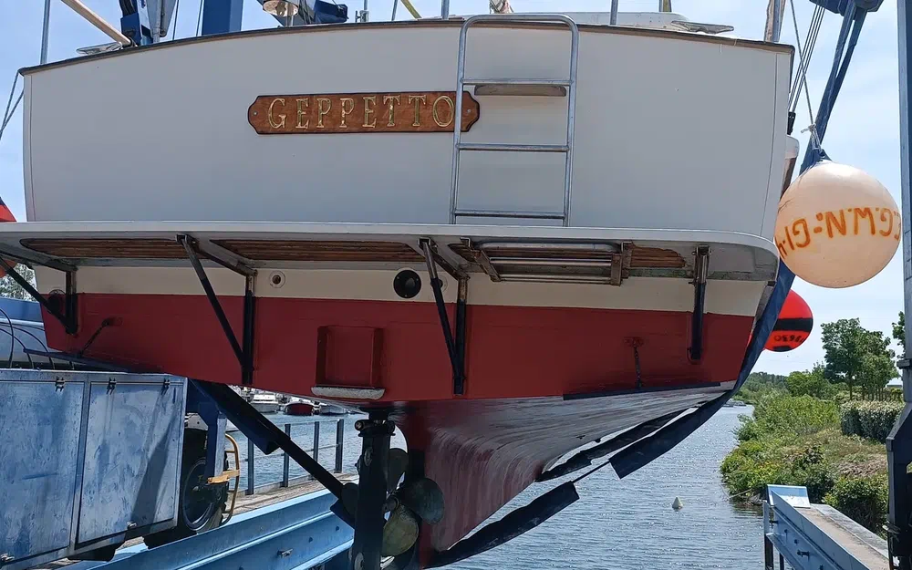 slider 26 Chung HWA Trawler 34