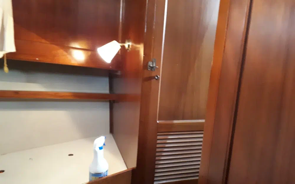 slider 32 Chung HWA Trawler 34