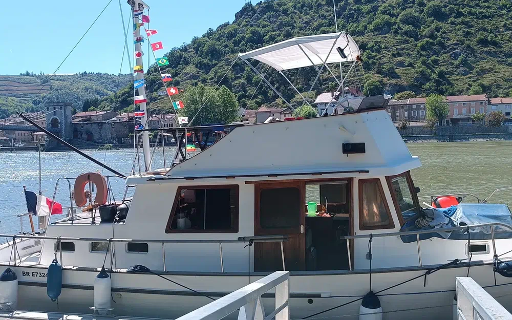 slider 6 Chung HWA Trawler 34