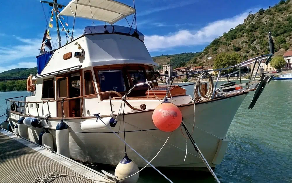 slider 7 Chung HWA Trawler 34