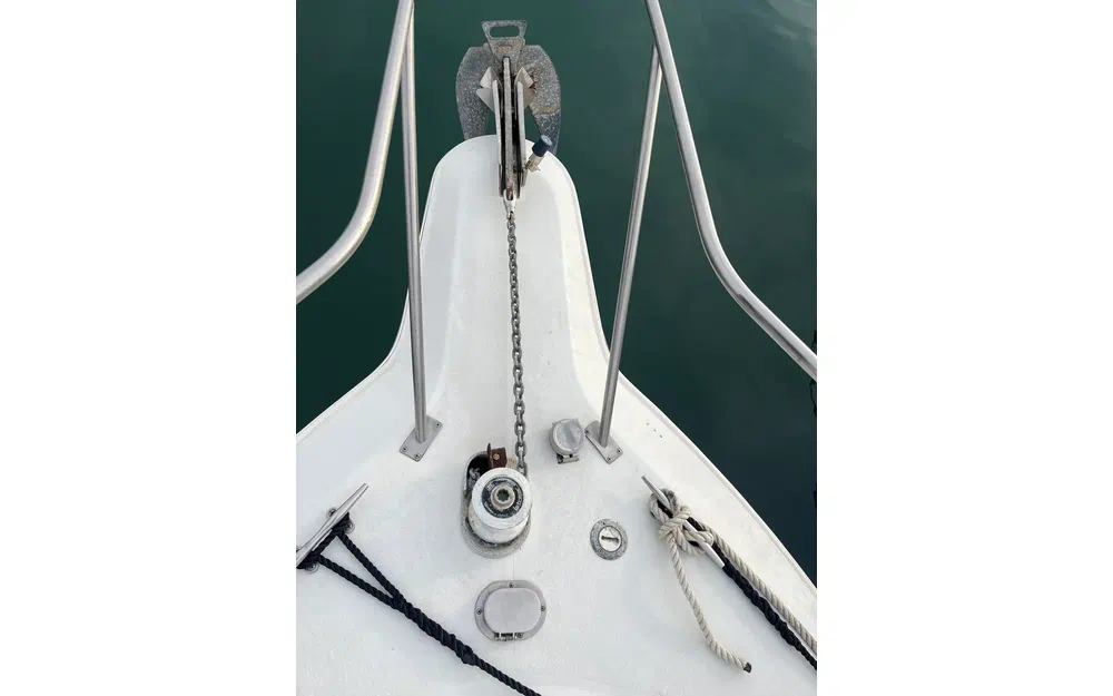 slider 18 Chris Craft Crowne 302