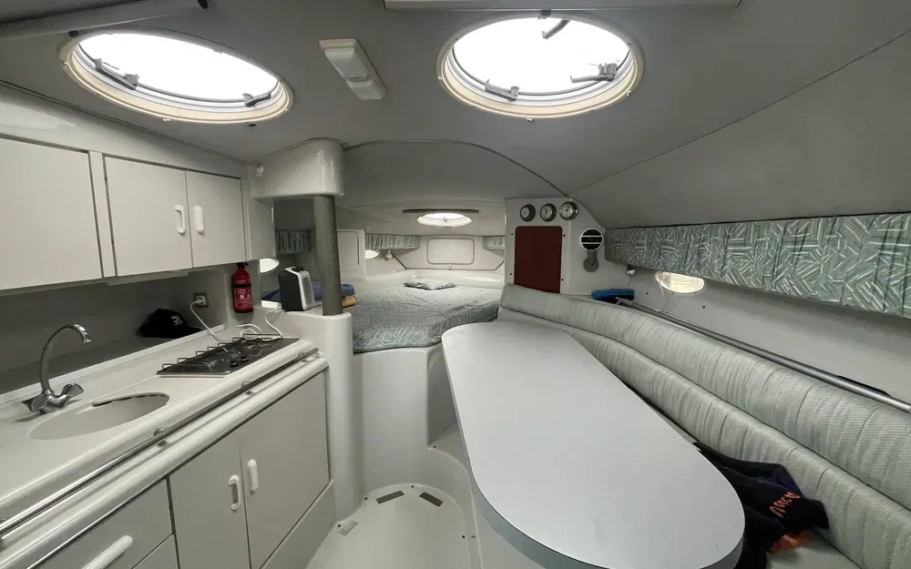 slider 10 Chris Craft Crowne 302