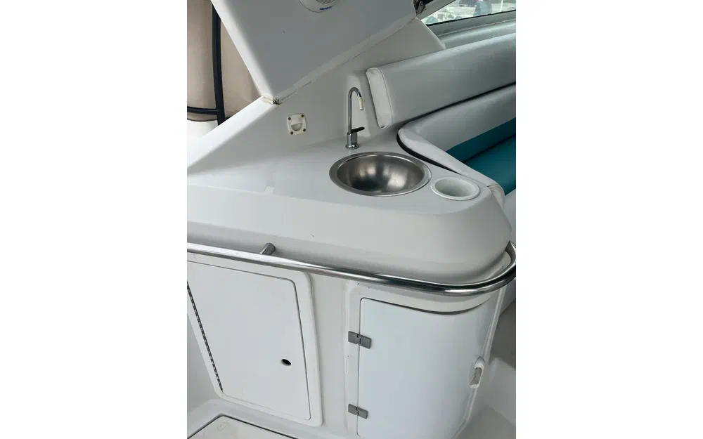 slider 6 Chris Craft Crowne 302