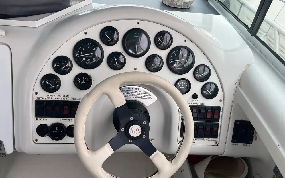 slider 7 Chris Craft Crowne 302