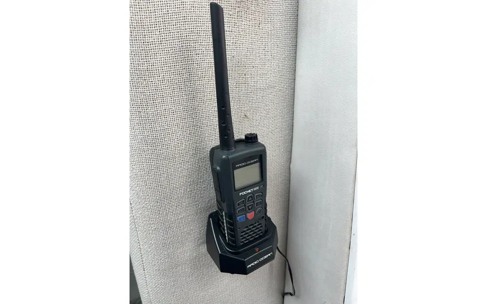 slider 12 Chris Craft Crowne 302