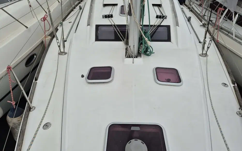slider 11 Beneteau Oceanis 40