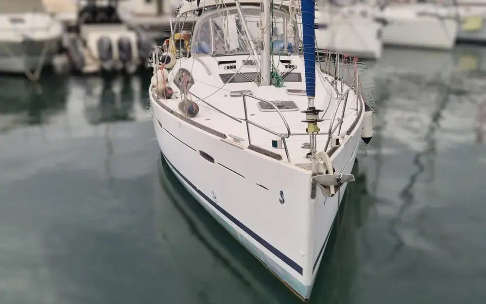 slider 1 Beneteau Oceanis 40