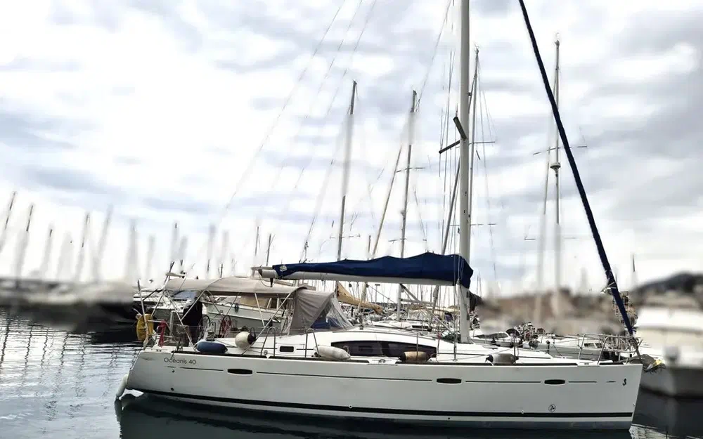 slider 2 Beneteau Oceanis 40