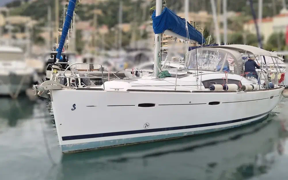 slider 3 Beneteau Oceanis 40
