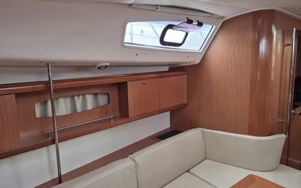 slider 47 Beneteau Oceanis 40