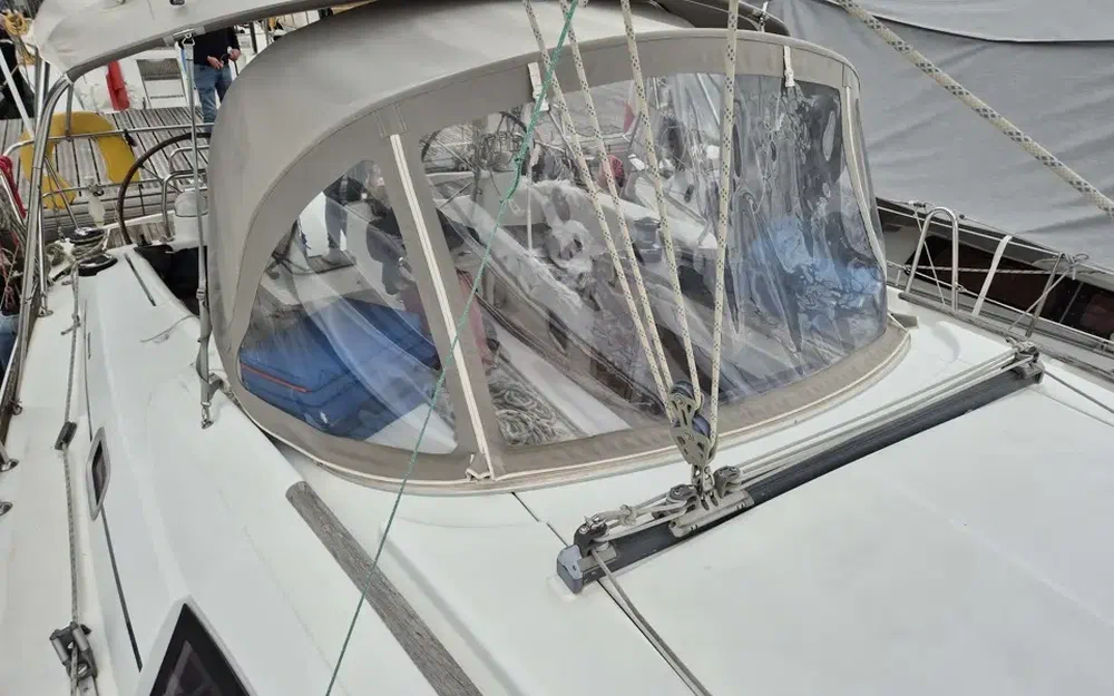 slider 6 Beneteau Oceanis 40