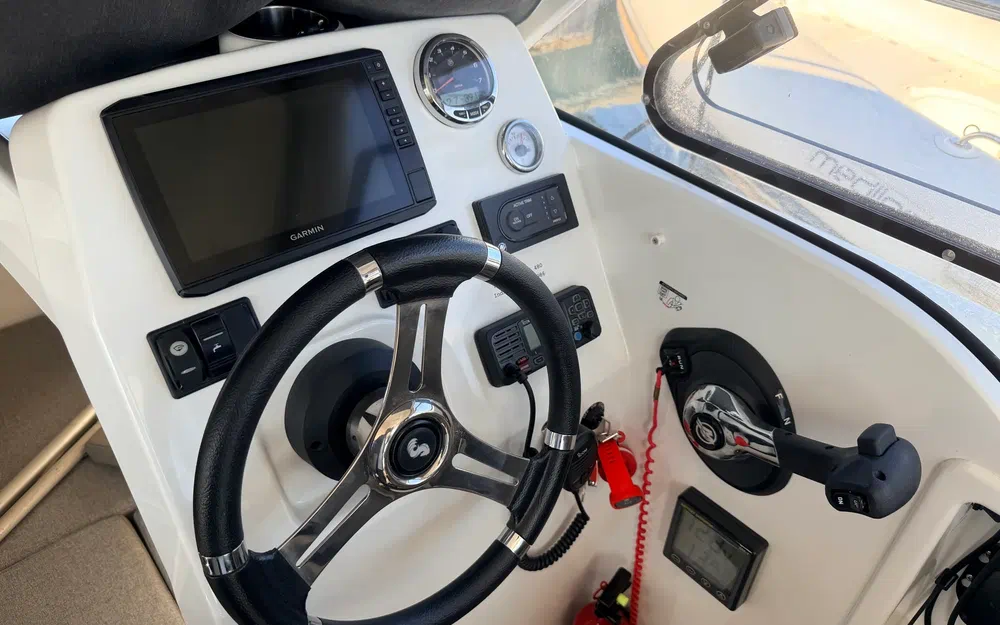 slider 7 Beneteau Antares 6 OB