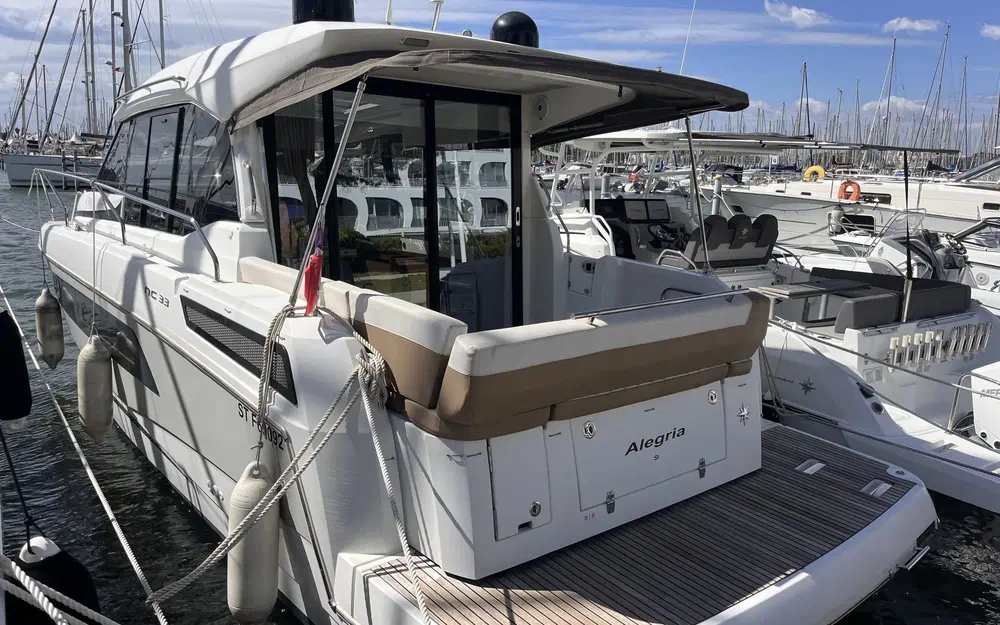 slider 1 Jeanneau NC 33