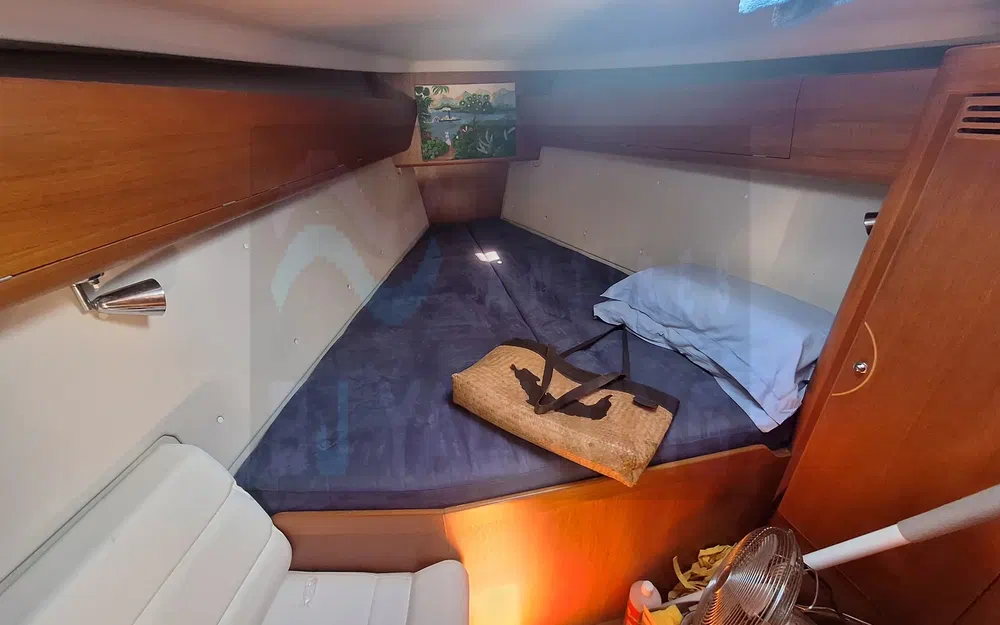 slider 16 X-Yachts X-43