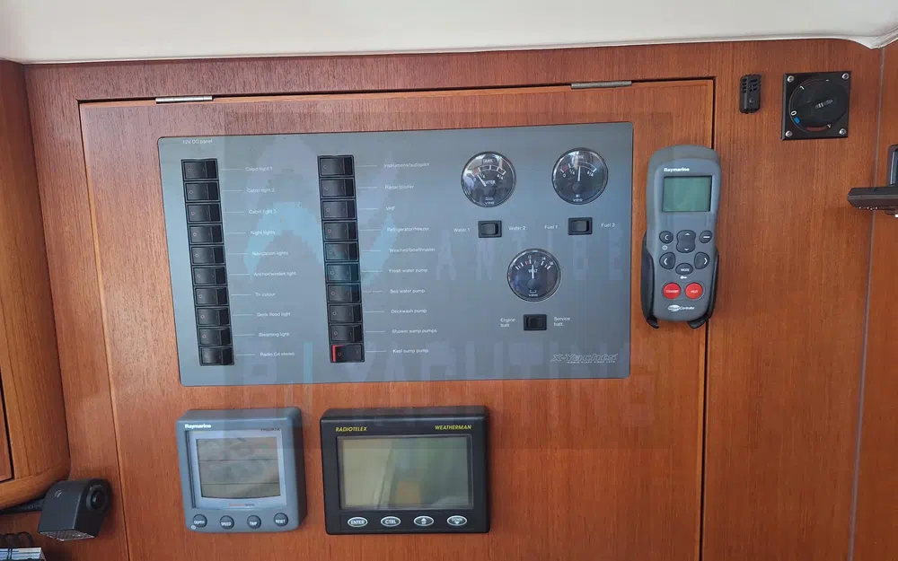 slider 17 X-Yachts X-43