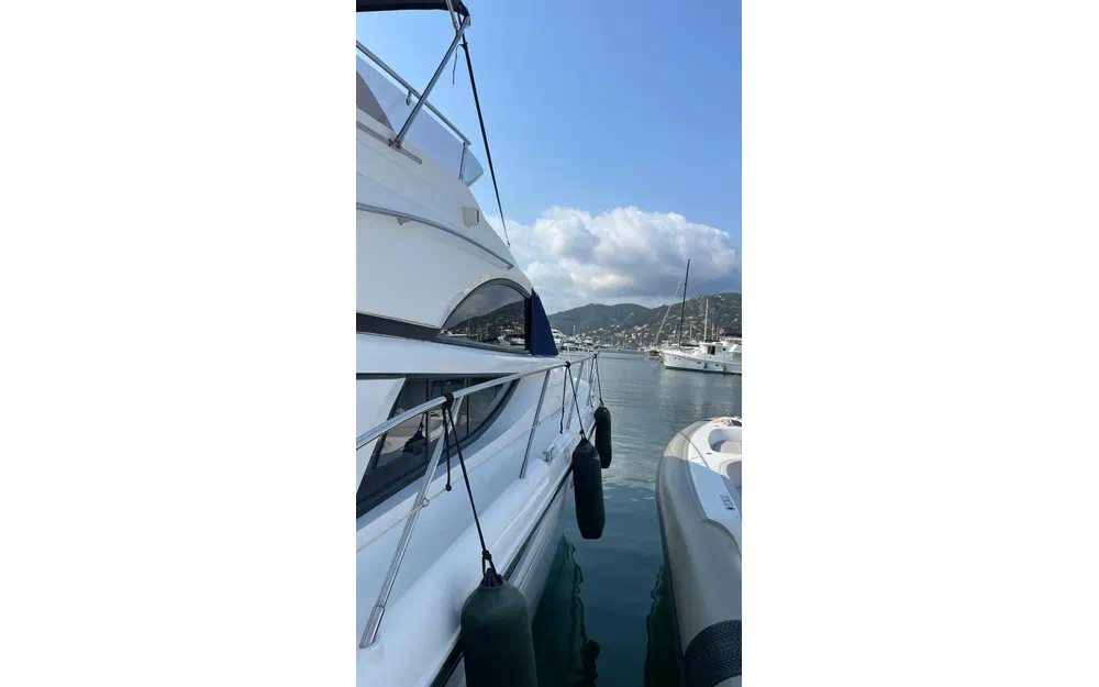 slider 23 Fairline Phantom 50