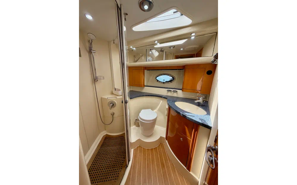 slider 16 Fairline Phantom 50