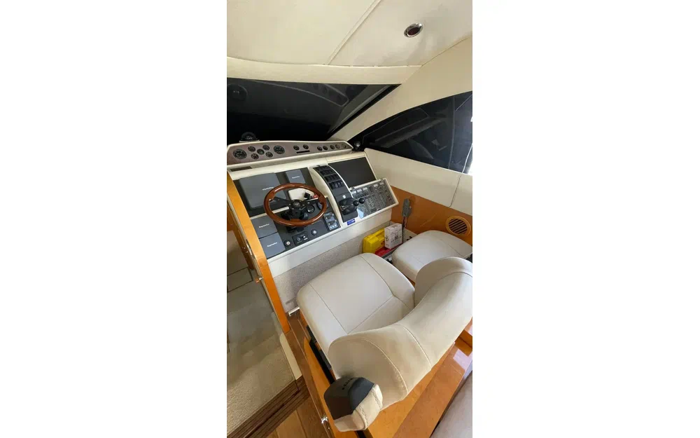 slider 7 Fairline Phantom 50