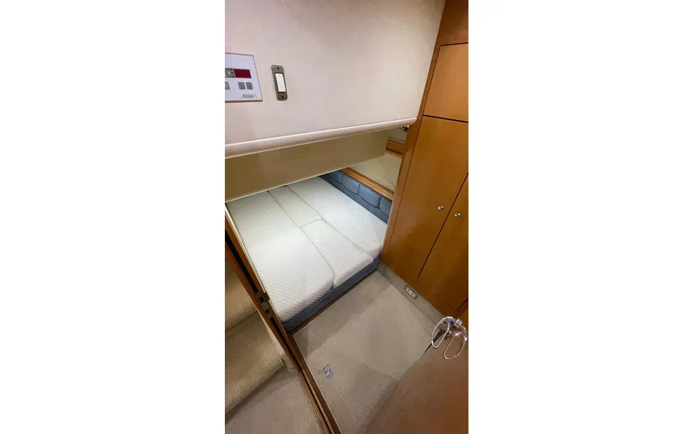 slider 12 Fairline Phantom 50