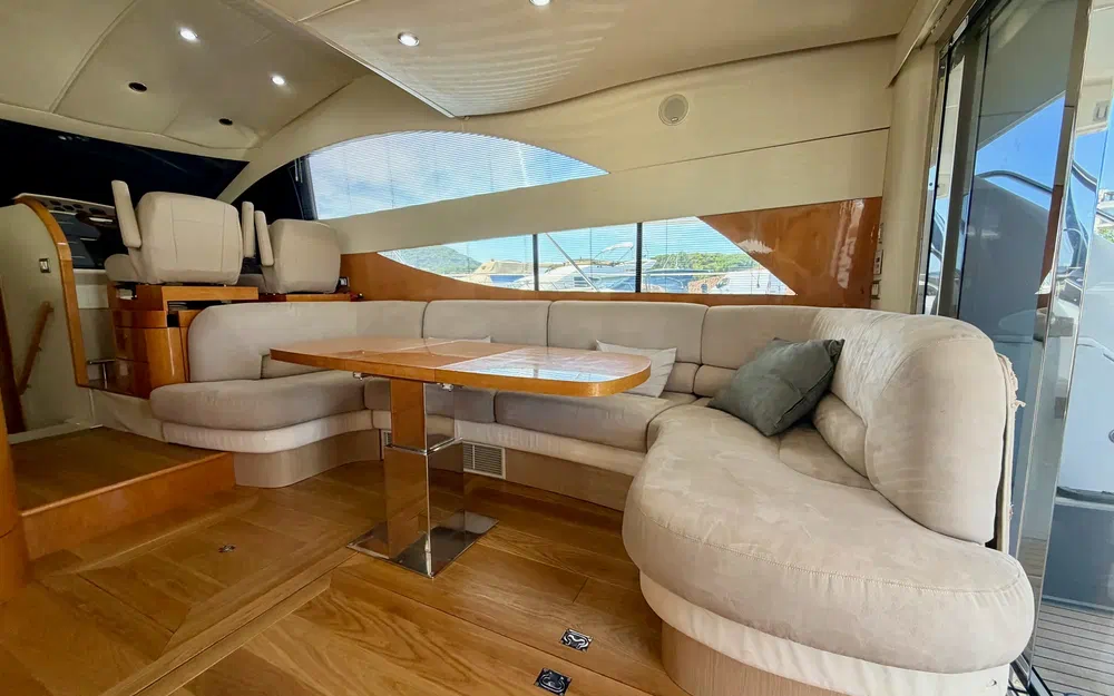 slider 4 Fairline Phantom 50