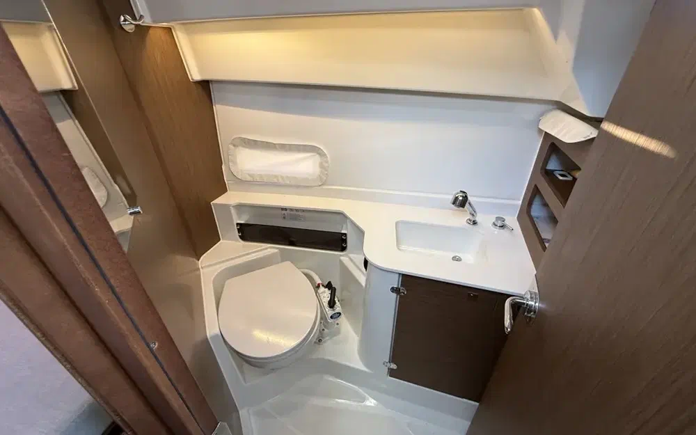 slider 19 Beneteau Antares 9 OB