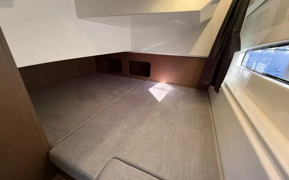 slider 23 Beneteau Antares 9 OB