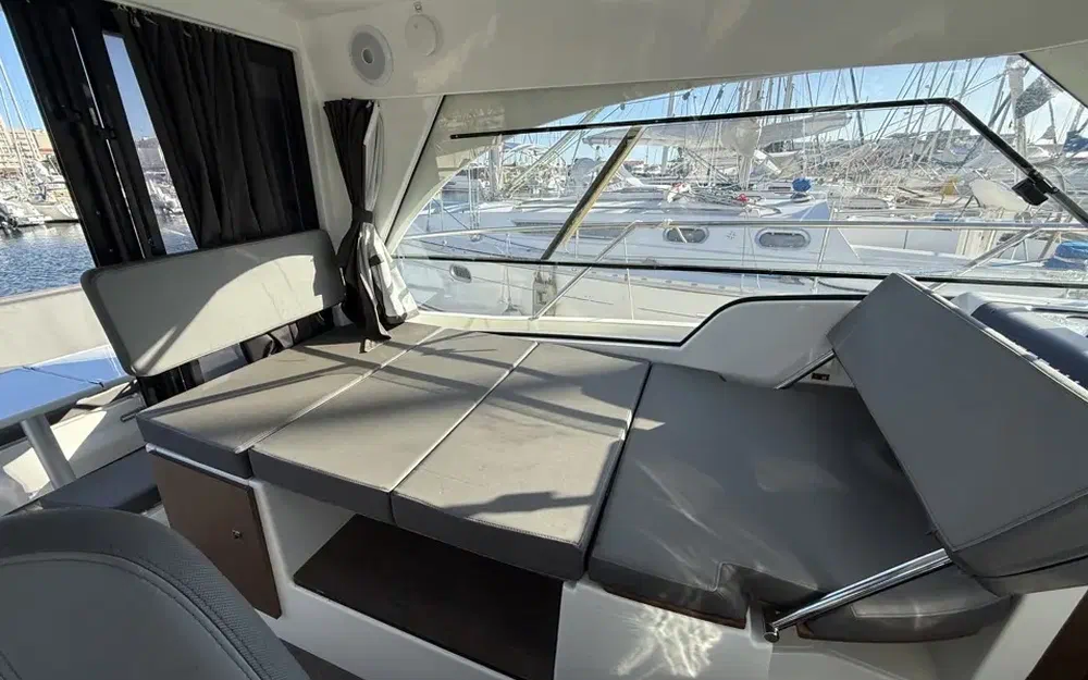 slider 24 Beneteau Antares 9 OB