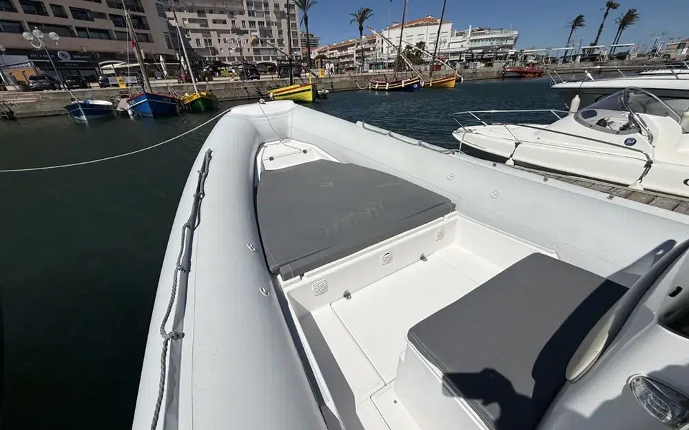 slider 12 Selva D730